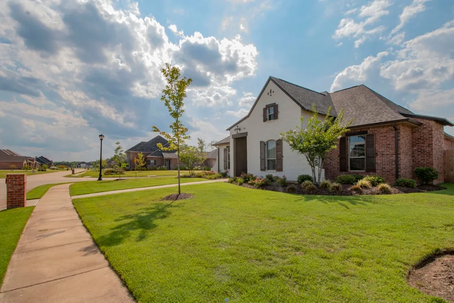 Residential Plots & Homes